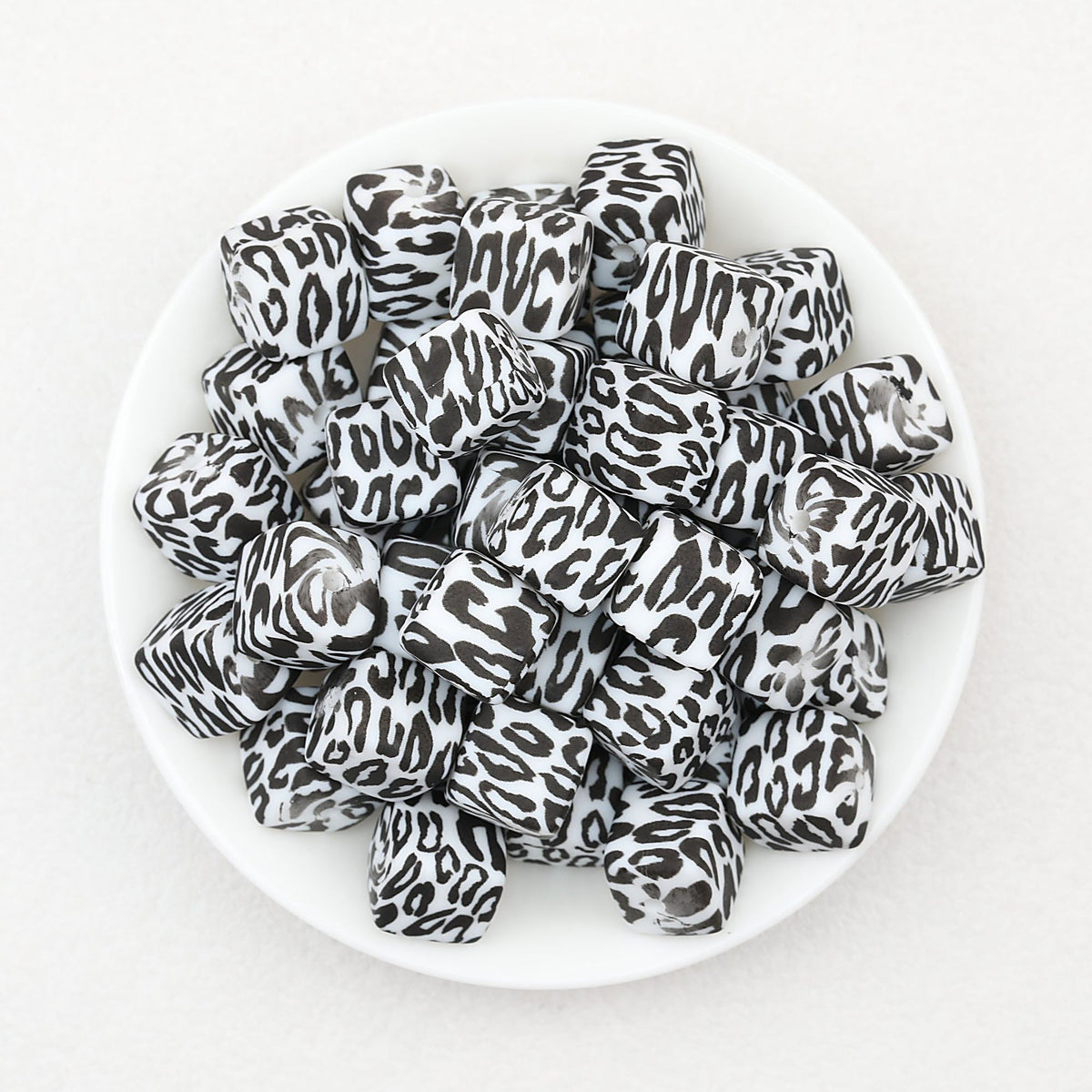 13.5mm Square Leopard Print Silicone Beads 50pcs - 4