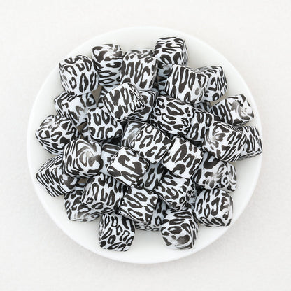 13.5mm Square Leopard Print Silicone Beads 50pcs - 4