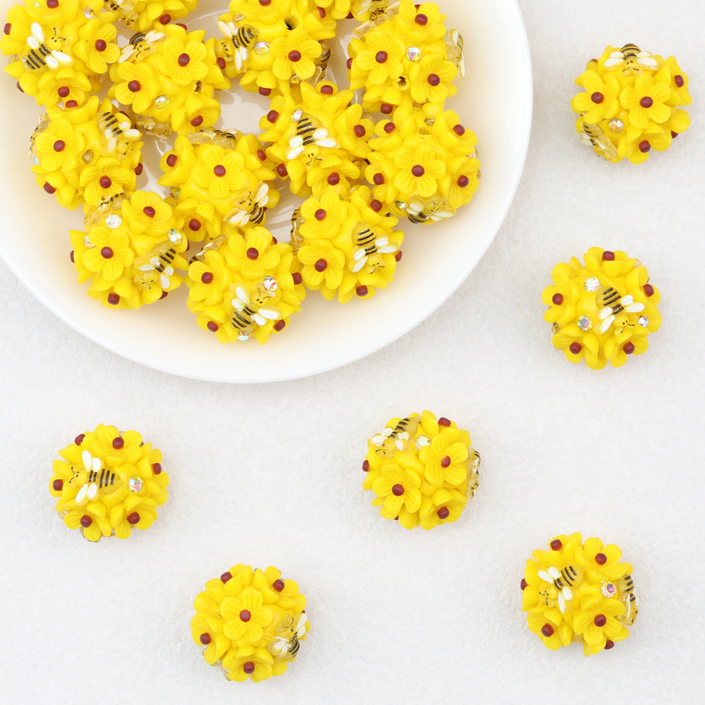 Yellow Bee Floral Cluster Polymer Clay Bubblegum Beads 20mm 10pcs