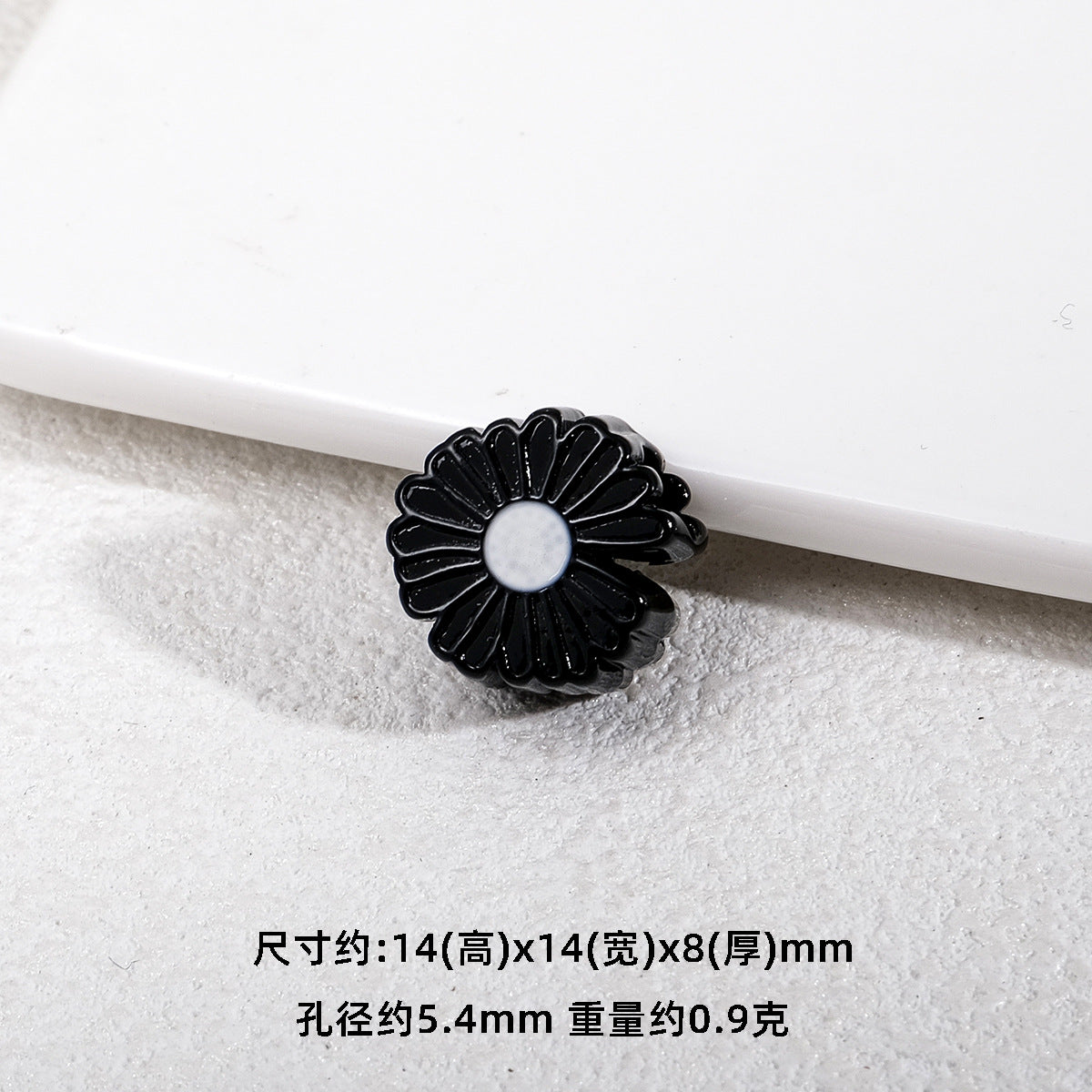 Bright Daisy Acrylic Flower Beads 14mm Round Shape 20pcs 12