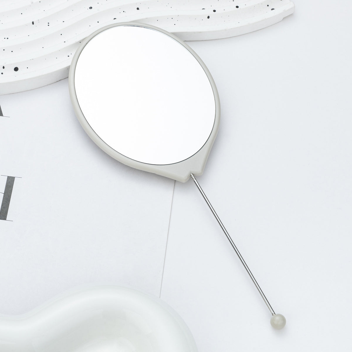 Beadable Plastic Mirror Handheld Oval