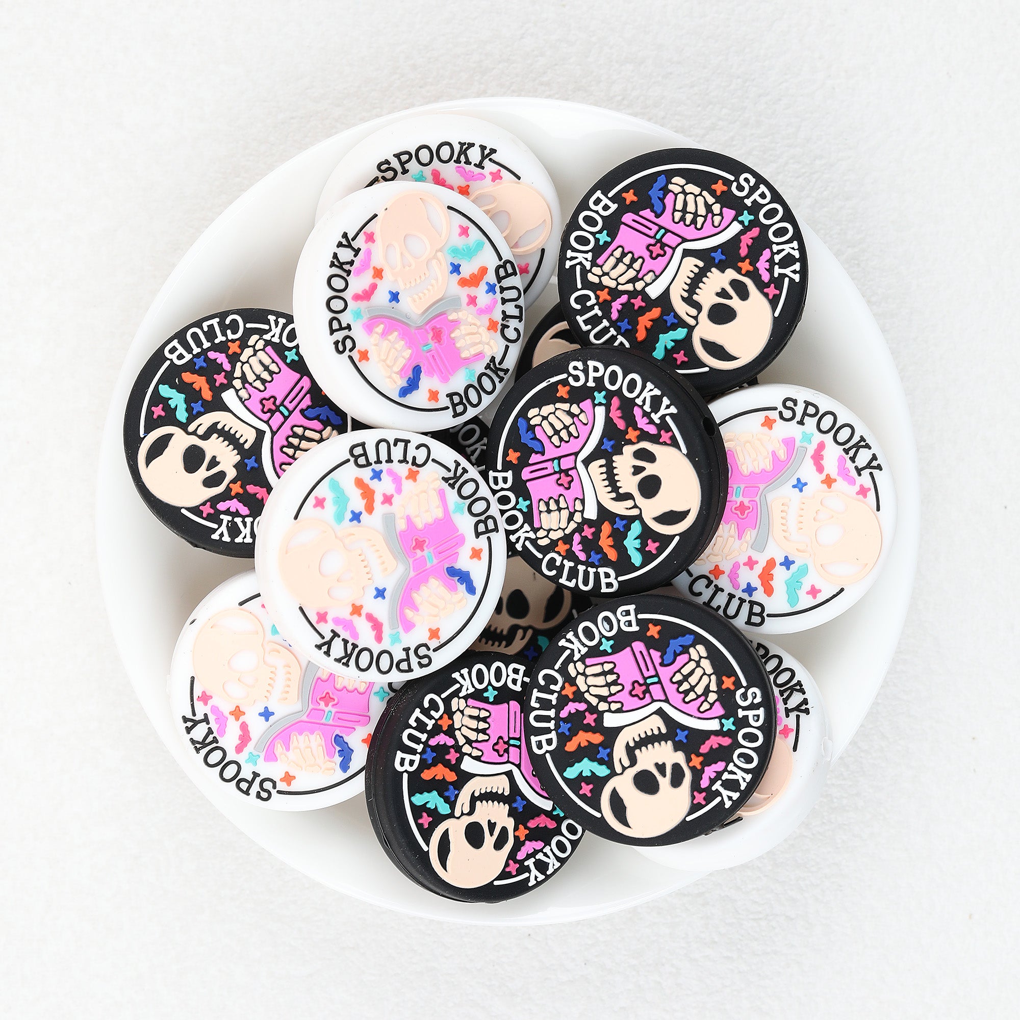 Spooky Skull Reading Round Silicone Focal Beads 20Pcs  2