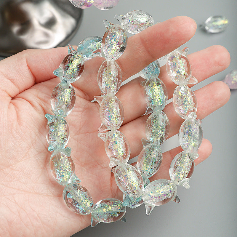 Cat Shaped 15mm Glass Beads Sparkling Reflective Surface 10pcs