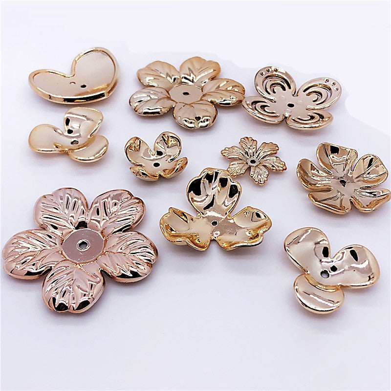 Imitation Shell Flower Acrylic Beads 23-40mm Golden Shine 50pcs