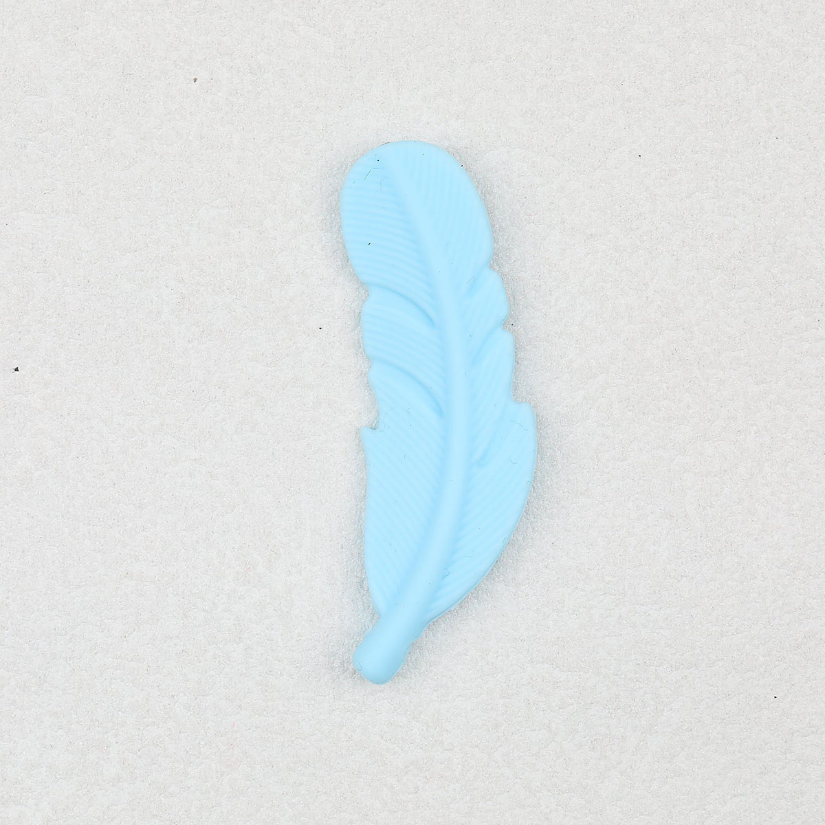 Colorful Feather Shaped Silicone Beads 20pcs - Lake Blue