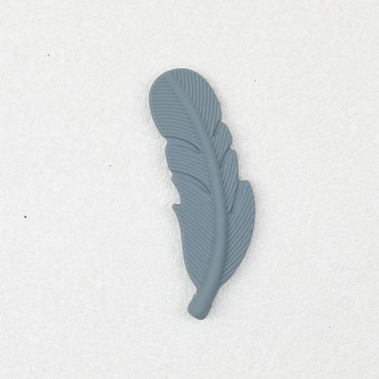 Colorful Feather Shaped Silicone Beads 20pcs - Dark Gray