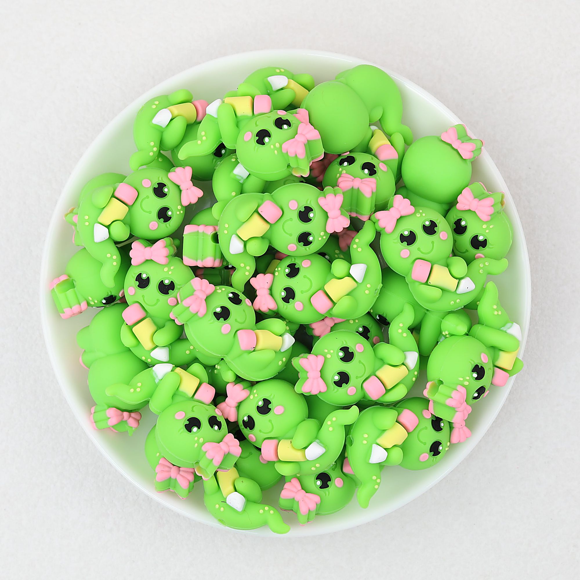 3D Green Bow Caterpillar Silicone Focal Beads 20 pcs