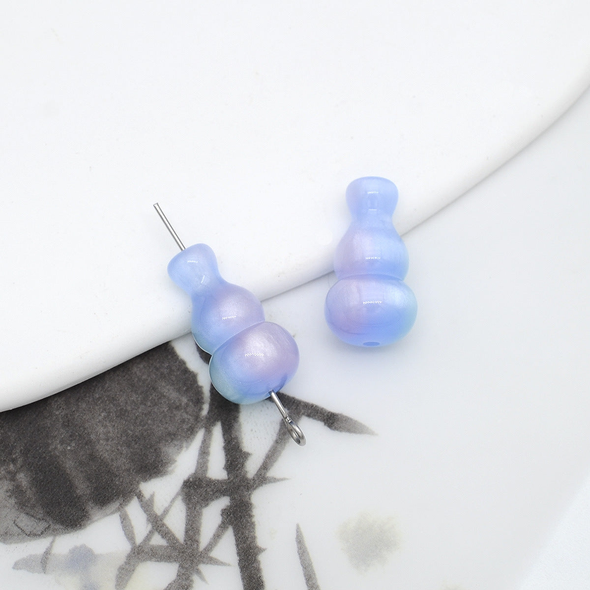 18mm Colorful Resin Gourd Shaped Beads Small Hole 10pcs 12