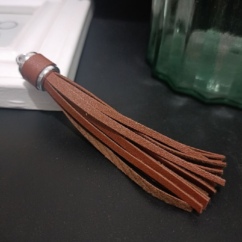 Silver PU Leather Tassel Keychain Metallic 9cm Length 29