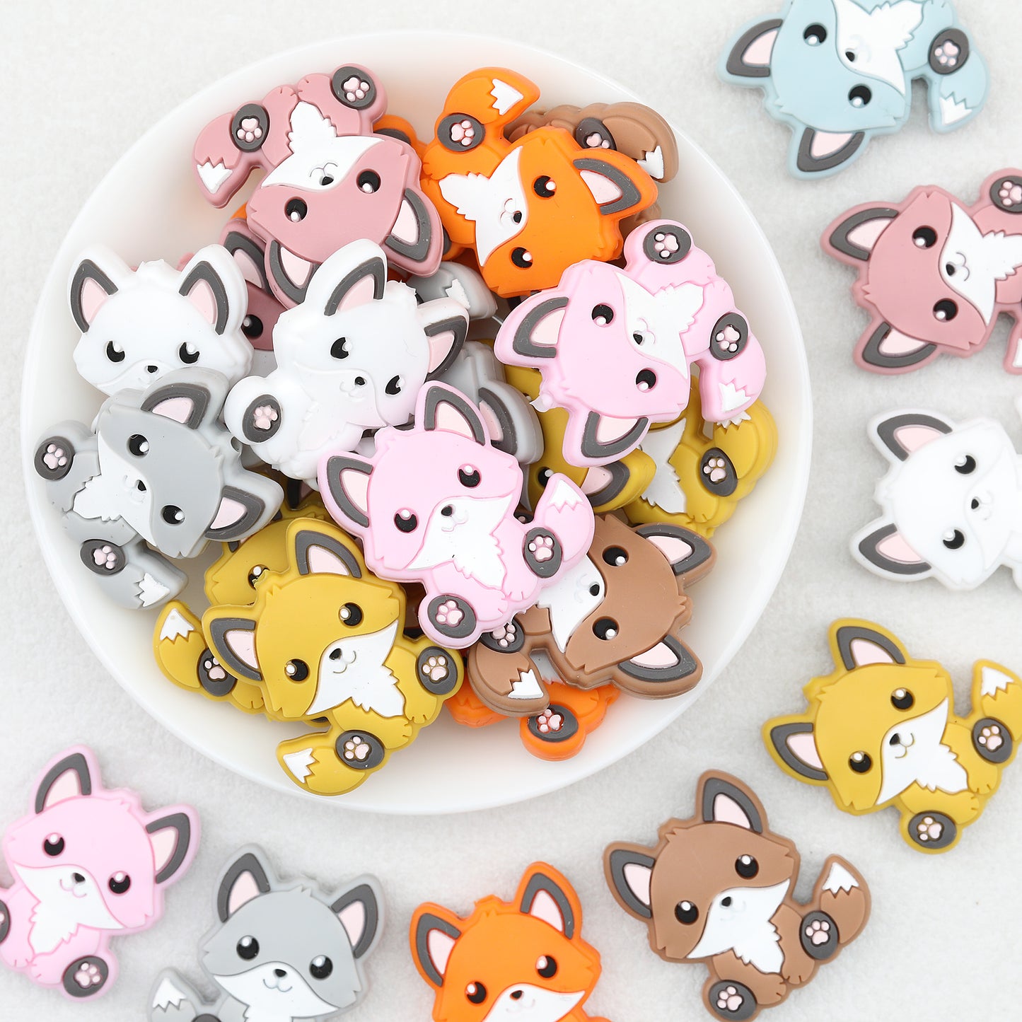 Cute Sitting Fox Silicone Focal Beads 20pcs