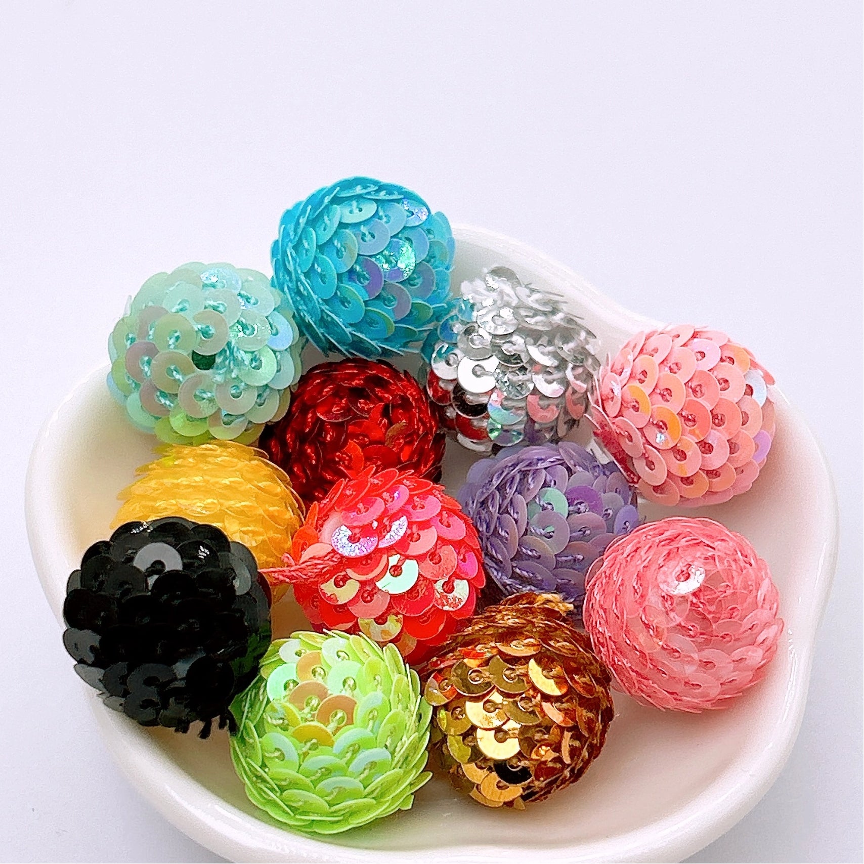 Glitter Bubblegum Beads 16-20mm Fish Scale Sequin Cluster 50pcs 2
