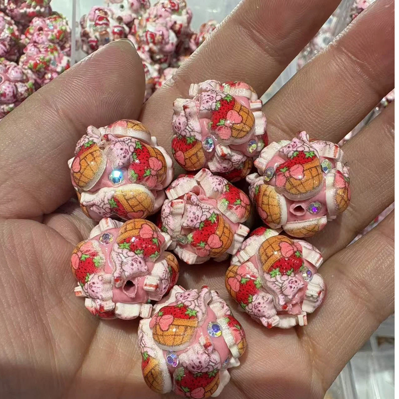 Embellished Bubblegum Beads 20mm Strawberry Shortcake Design 30pcs 7