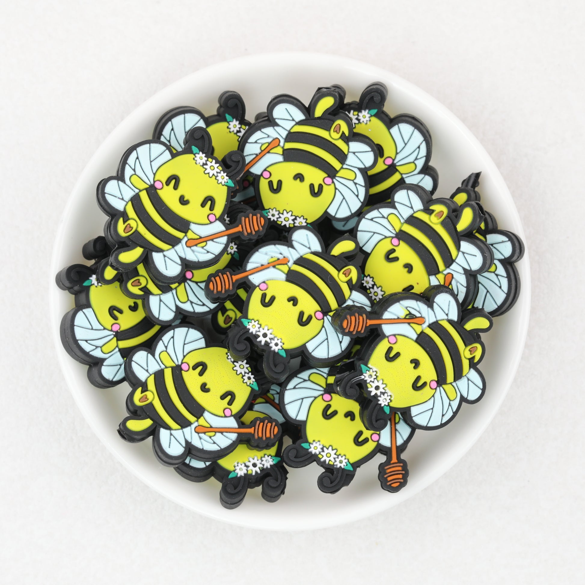 Cute Bee Wreath Silicone Focal Beads 20 pcs 2