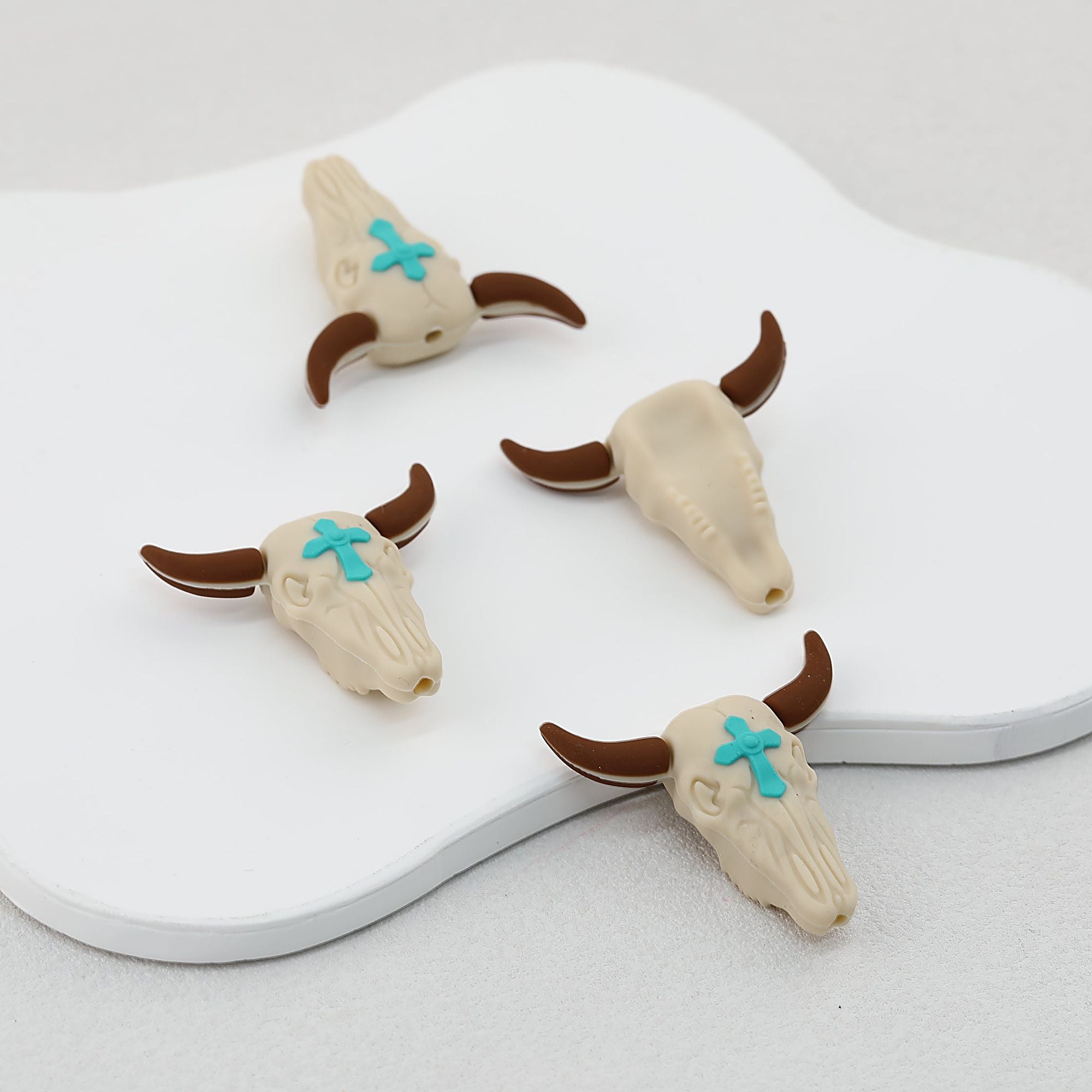 Western Cross Bull Skull 3D Silicone Focal Beads 20pcs
