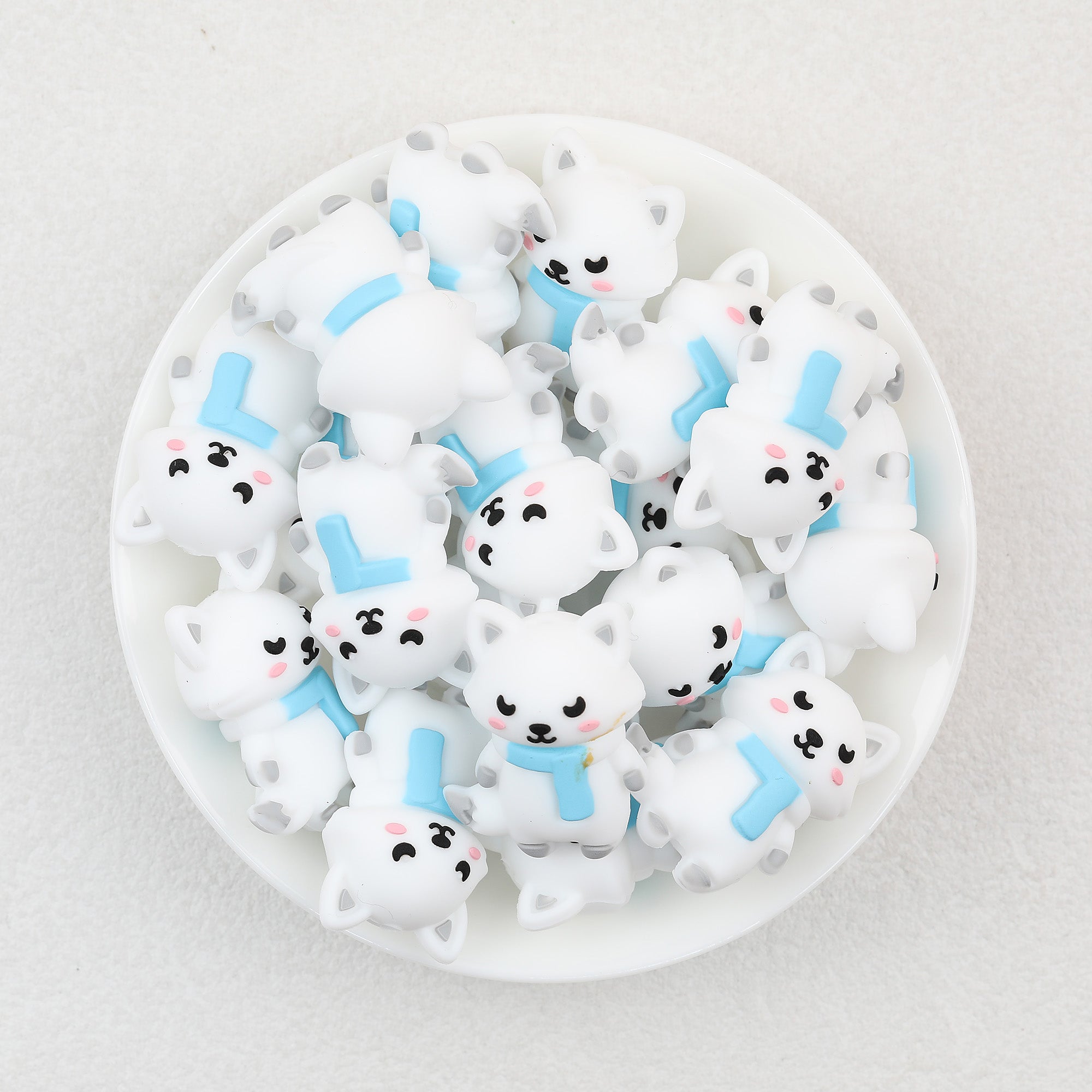 3D Winter Blue Scarf White Fox Silicone Focal Beads