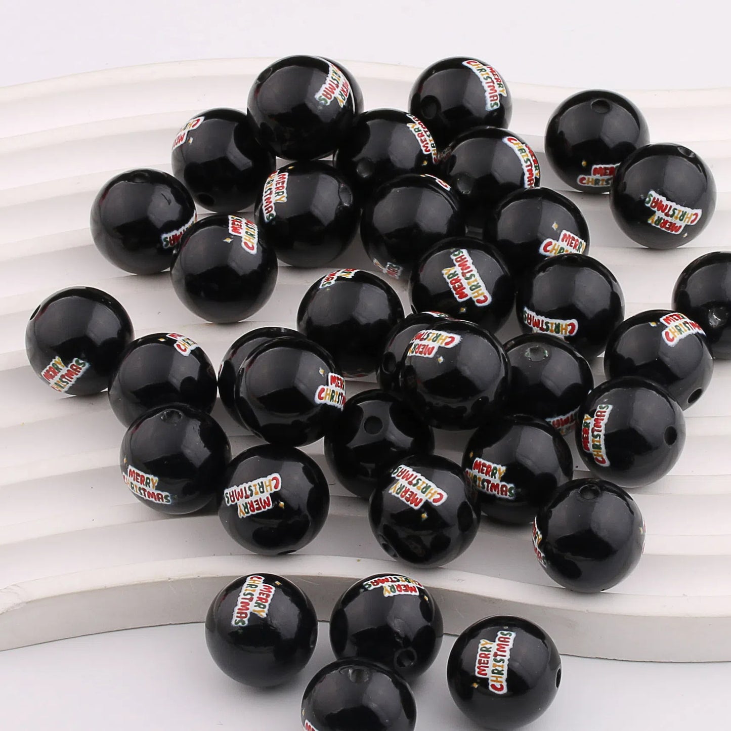 Colorful Christmas Printed Acrylic Beads 16mm Festive Designs 20pcs 4
