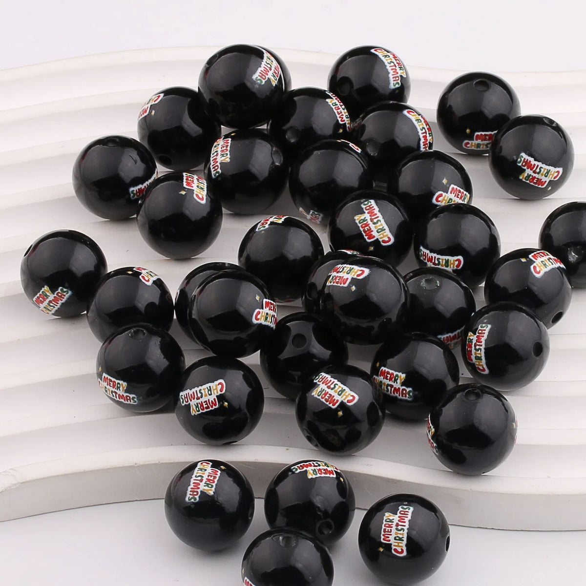 Colorful Christmas Printed Acrylic Beads 16mm Festive Designs 20pcs 4