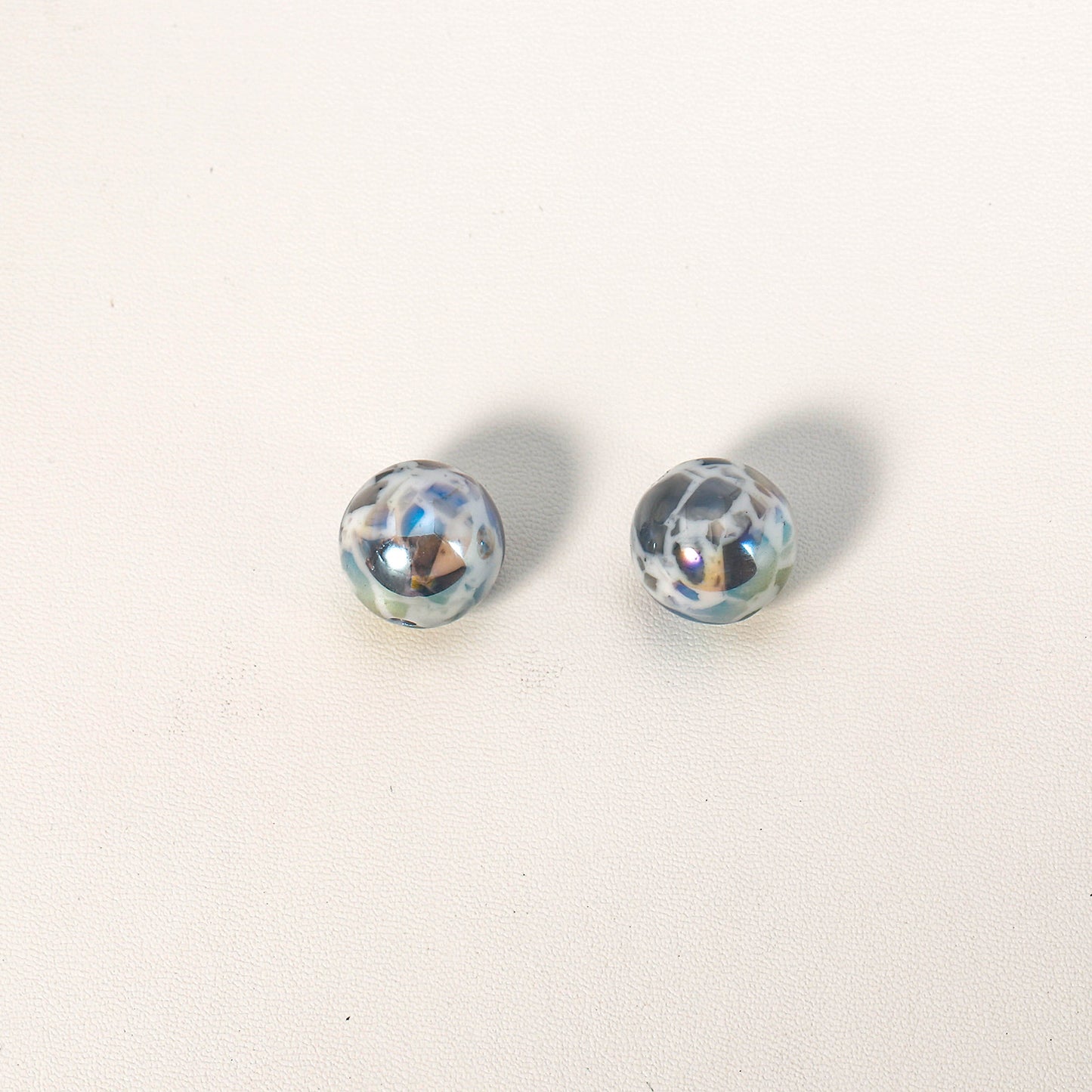 Milk Colored Marbled Resin Beads 16mm Glossy Round 20pcs 12