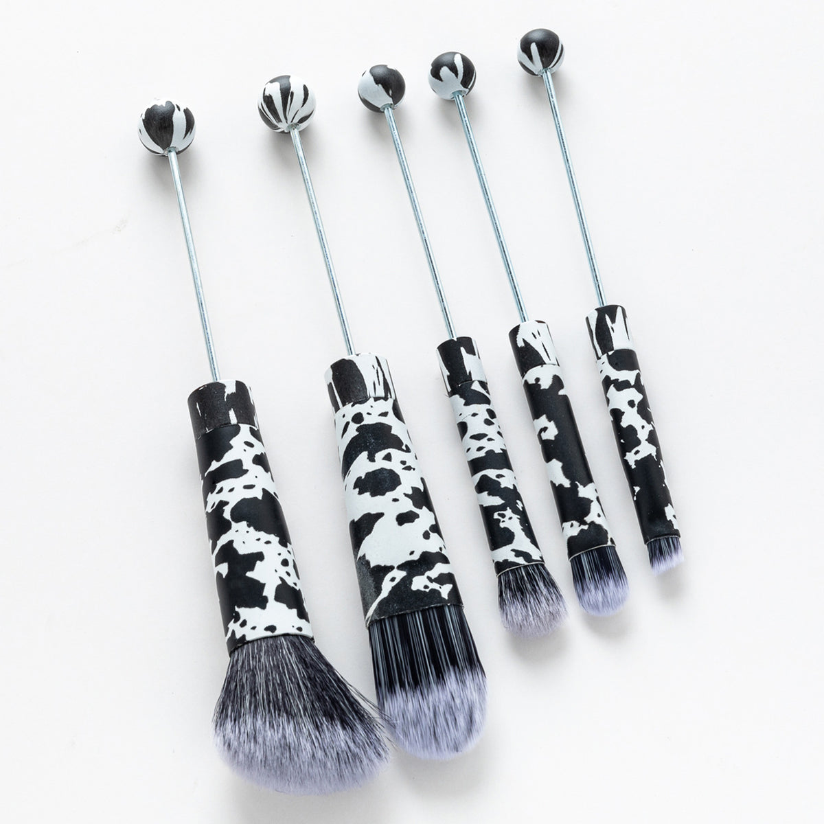 Beadable Makeup Brushes Halloween Christmas Themed Colorful Handles 5pcs 19