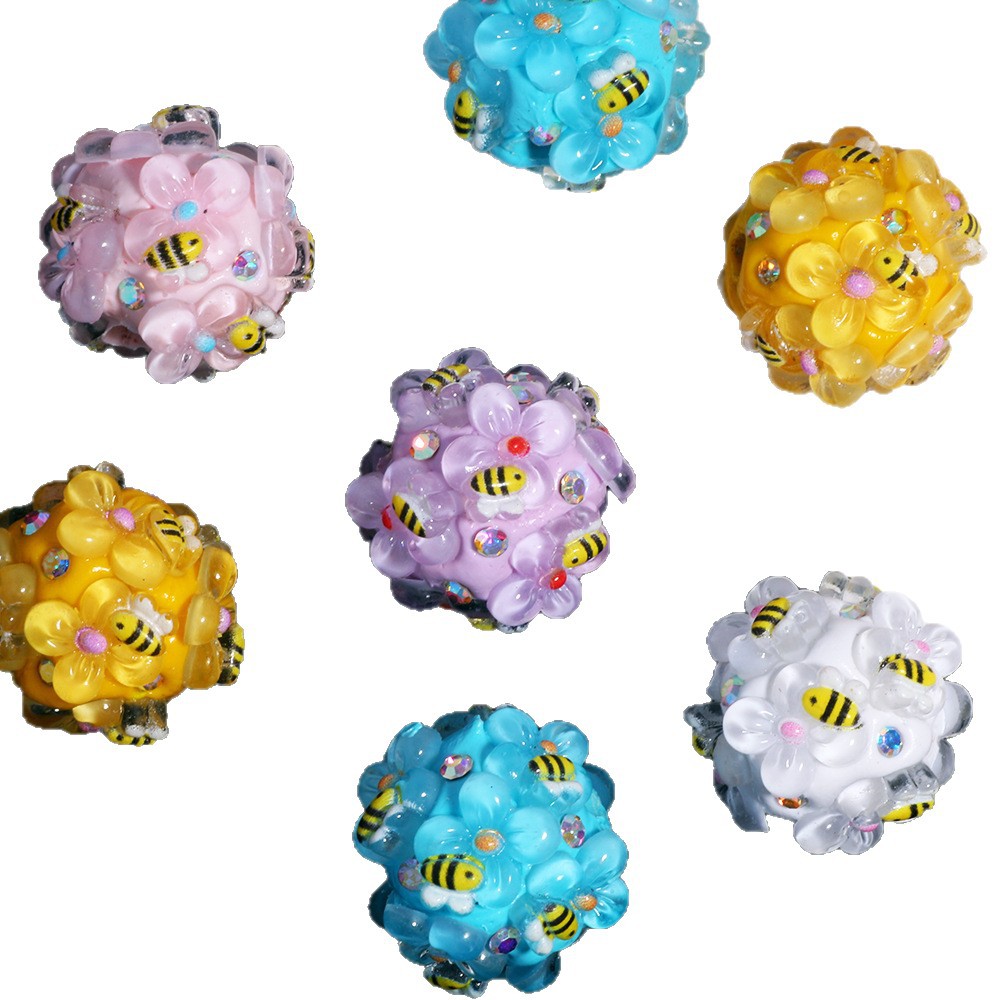 Embellished Bubblegum Beads 18mm Bee and Flower Design 10pcs 5