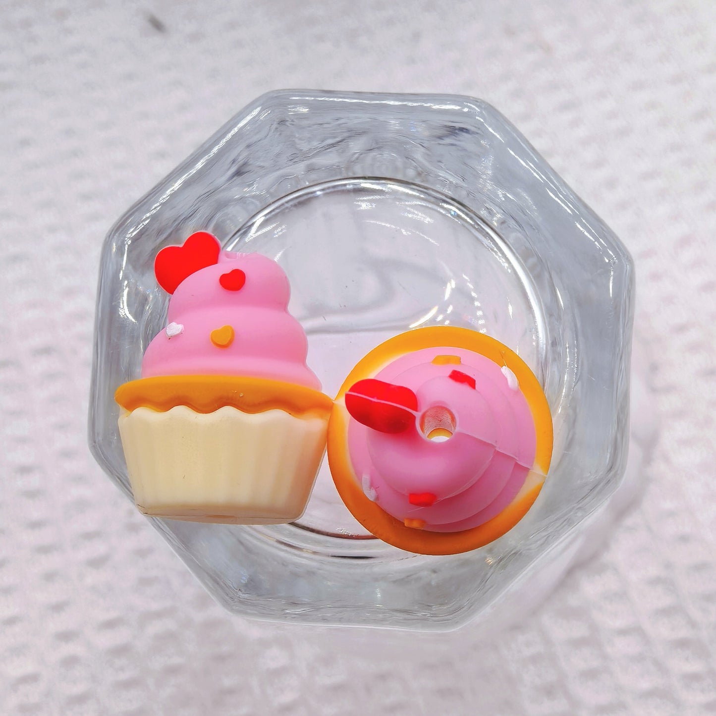 Silicone 3D Focal Beads Valentine Cake Hearts Layered Liner 20Pcs 8