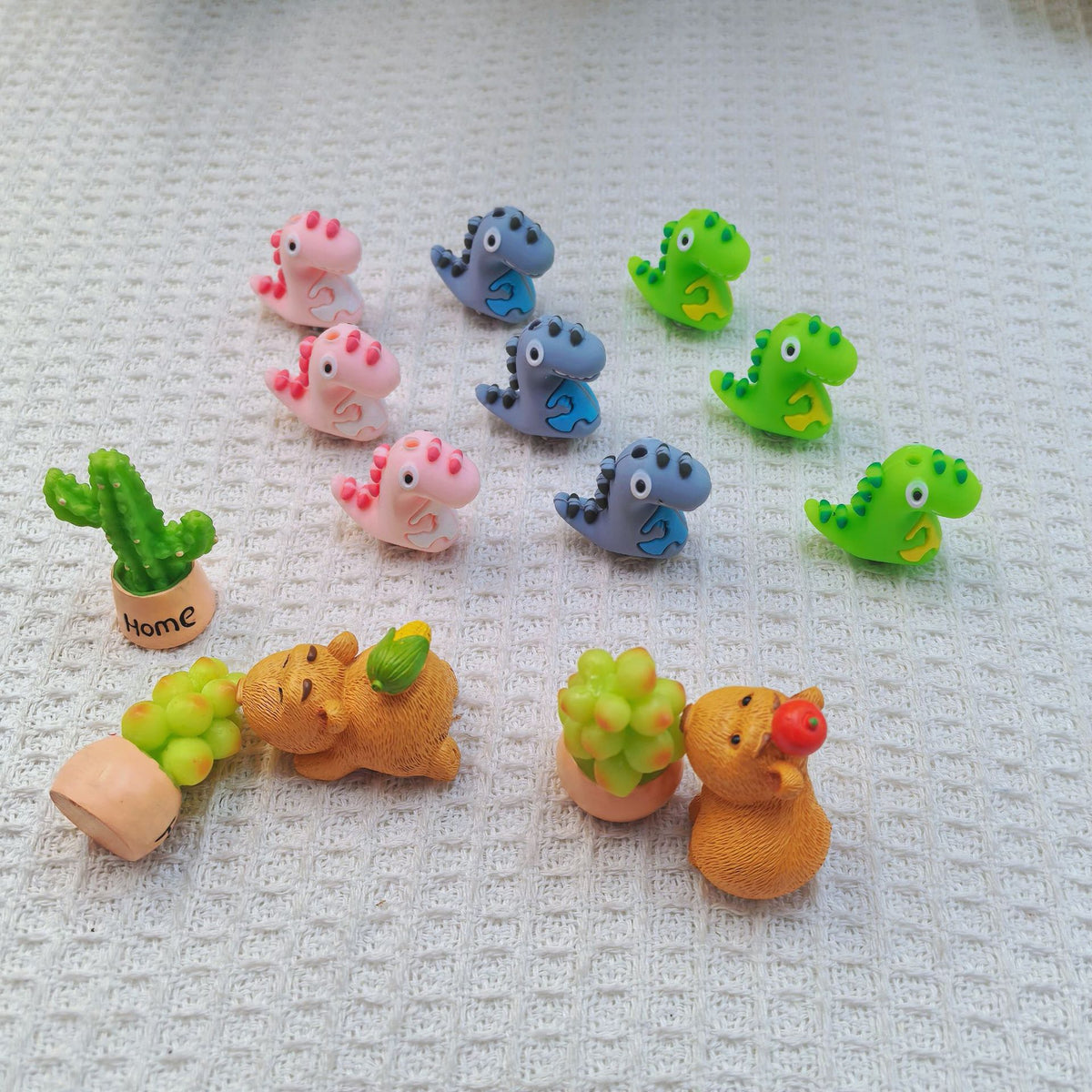 Silicone 3D Focal Beads Dinosaur Holding Puzzle Piece 20pcs