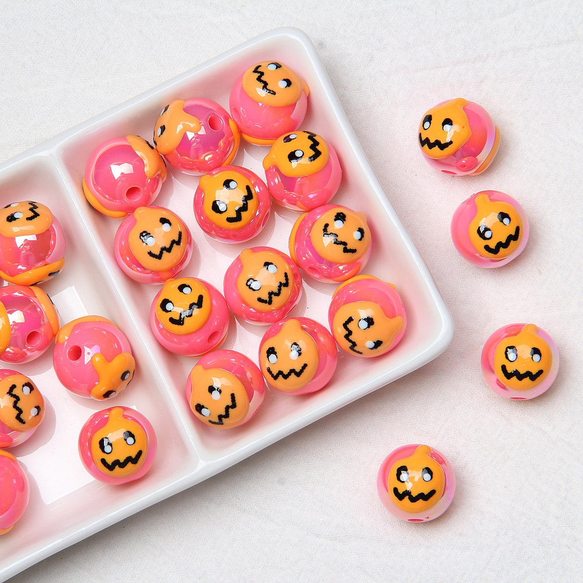 Hand-Painted Halloween Pumpkin Ghost Acrylic Beads 16mm 24