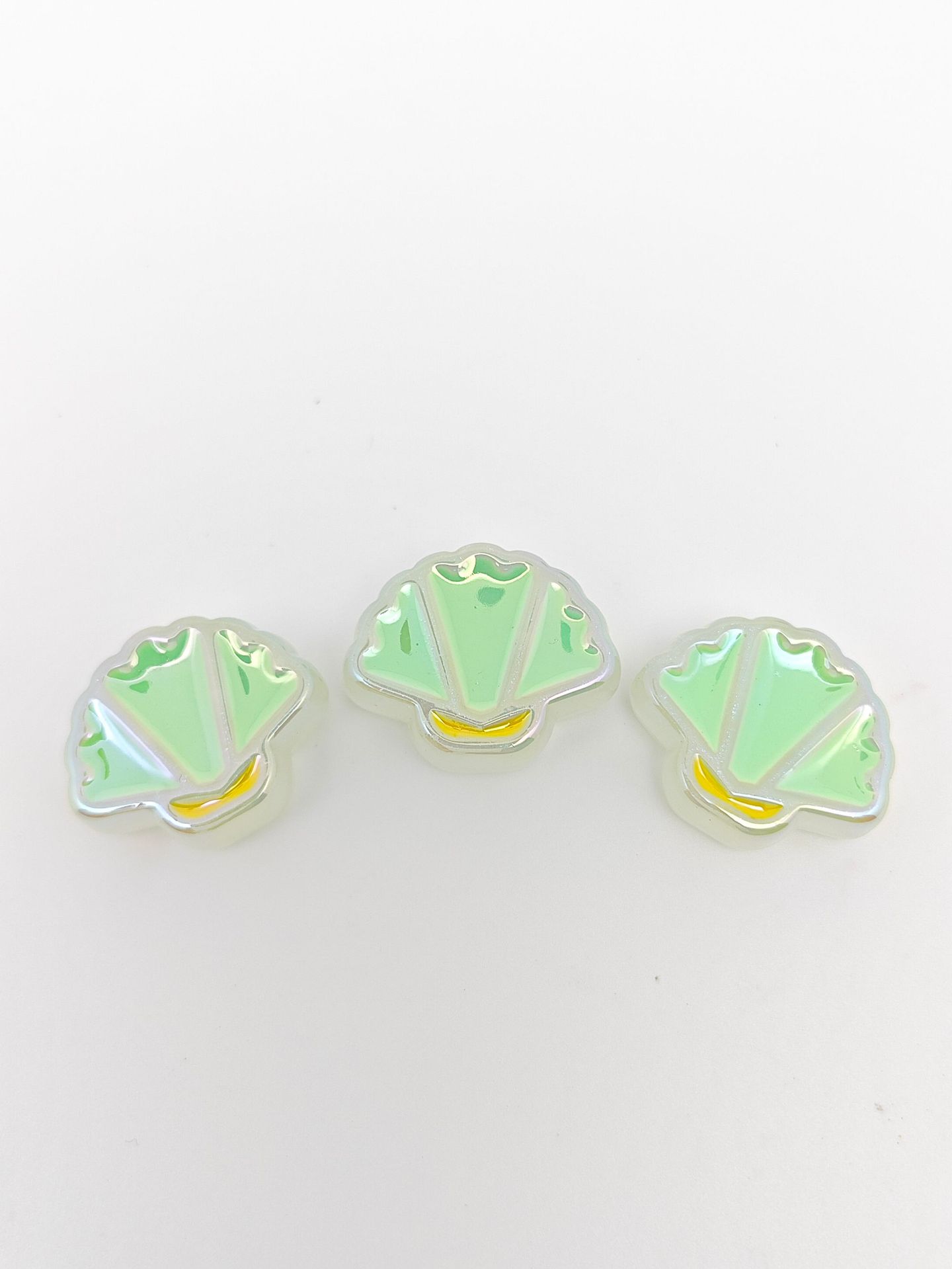 Glow Scallop Acrylic Beads 24mm Pastel Luminescent 50pcs 18