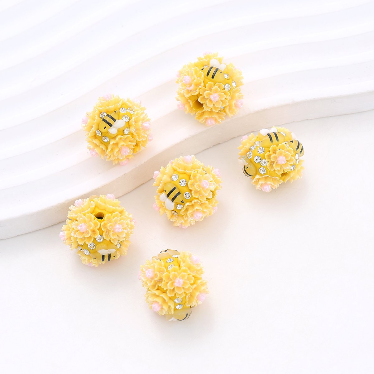 Floral Bubblegum Beads 23mm Bee Flower Ball Resin Rhinestone 3pcs 7