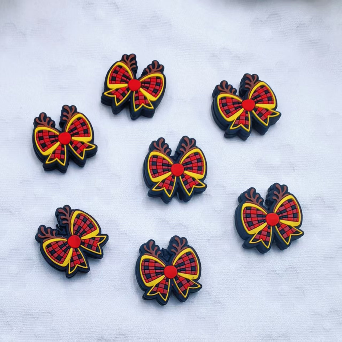 Silicone Focal Beads Christmas Deer Bow Plaid Pattern 20pcs 2