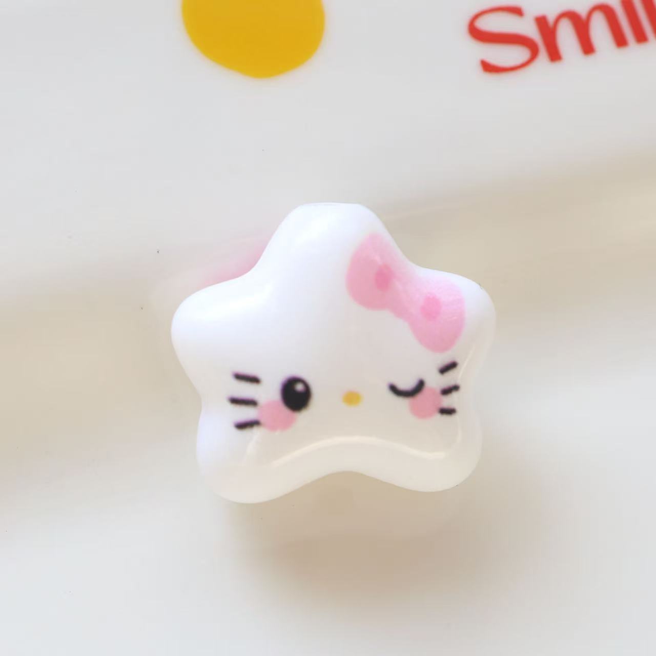 White Hello KT Star Acrylic Beads 20mm Cute Expression 20pcs 7