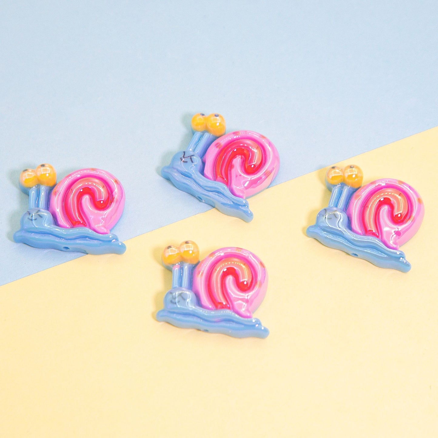 Glossy Spongebob Character Resin Beads 20pcs Colorful Series 8