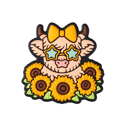 Silicone Focal Beads Highland Cow Holding Sunflower Daisy 5