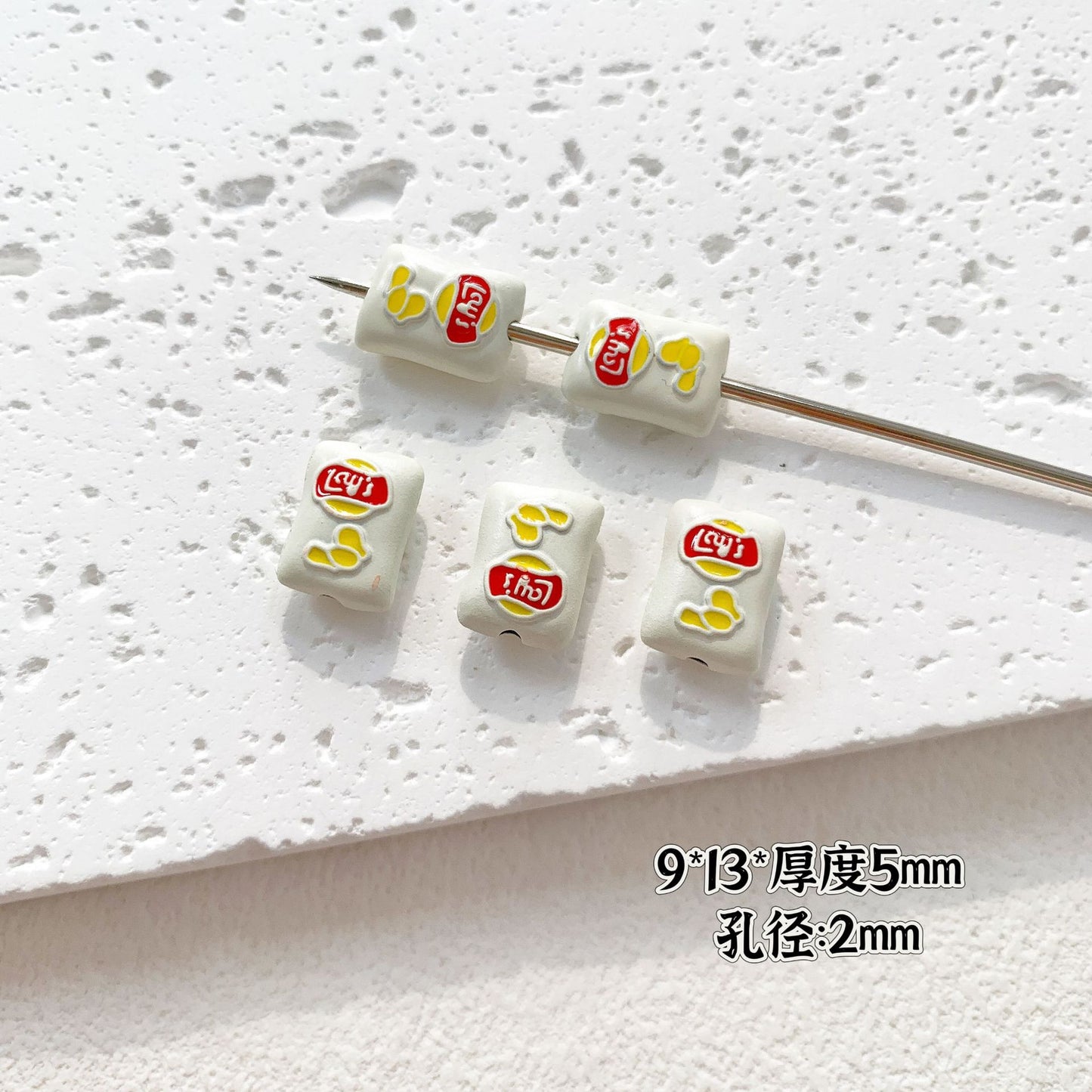 Baking Painted Potato Chips Card Metal Beads 2mm Hole 20pcs 23
