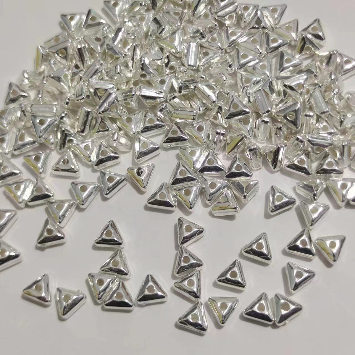 Tiny Triangular Acrylic Beads 4mm Silvery Spacer CCB Plastic 1000pcs 4