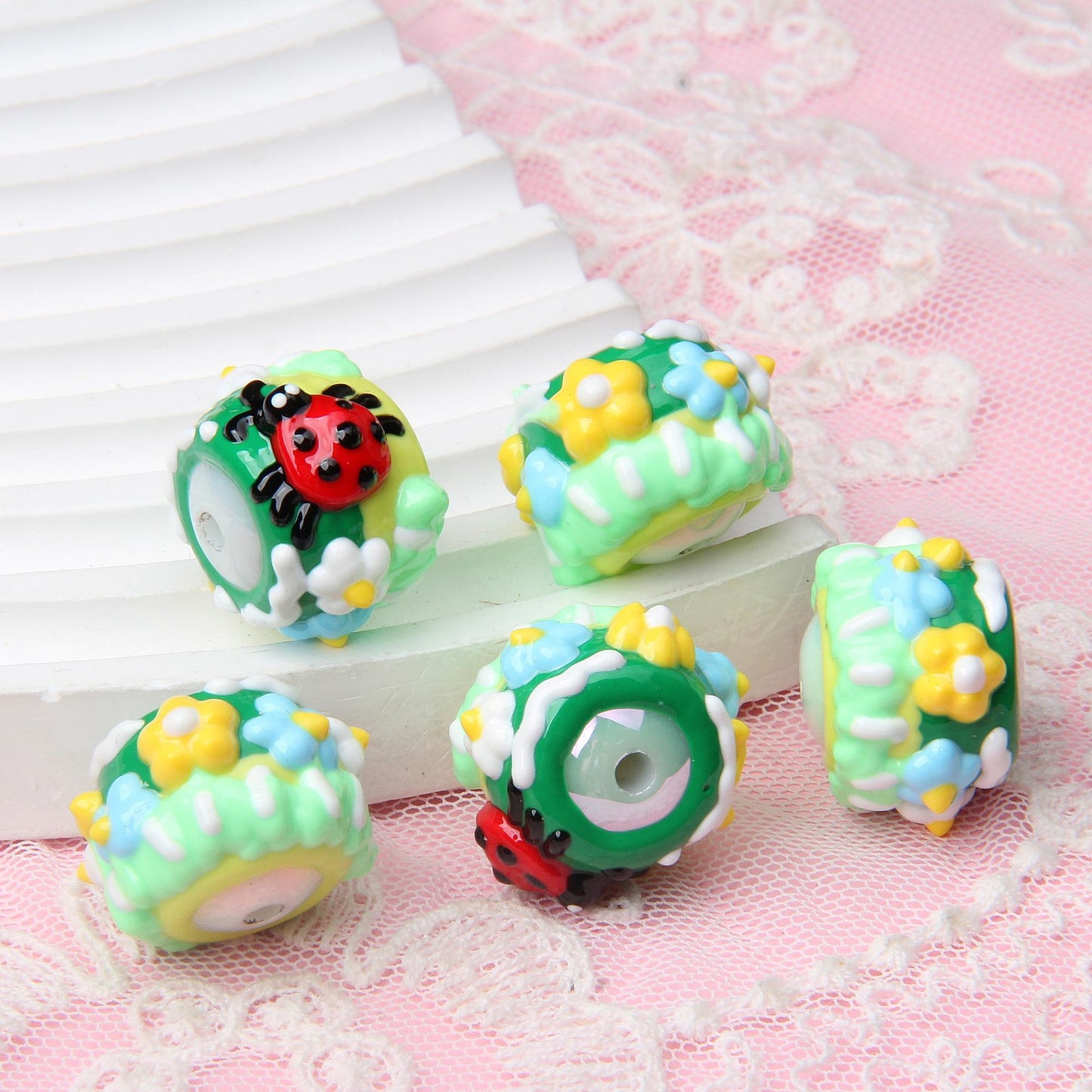 Hand Painted Animal Cream Cake Acrylic Beads 18-23mm Colorful 10pcs 20