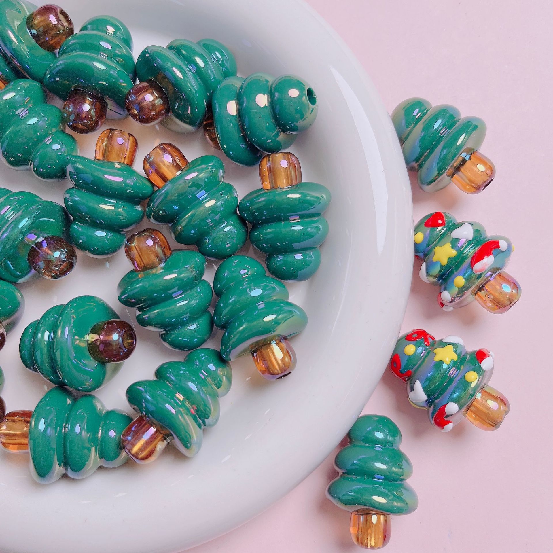 Hand Painted Christmas Tree Acrylic Beads 20-28mm Bright Green 5pcs