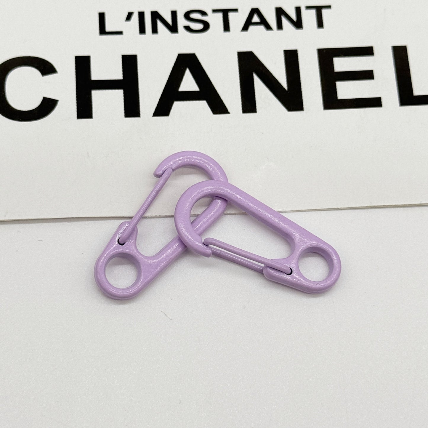 Colorful Clip Shaped Zinc Alloy Keychain Hooks 31mm 20pcs 12