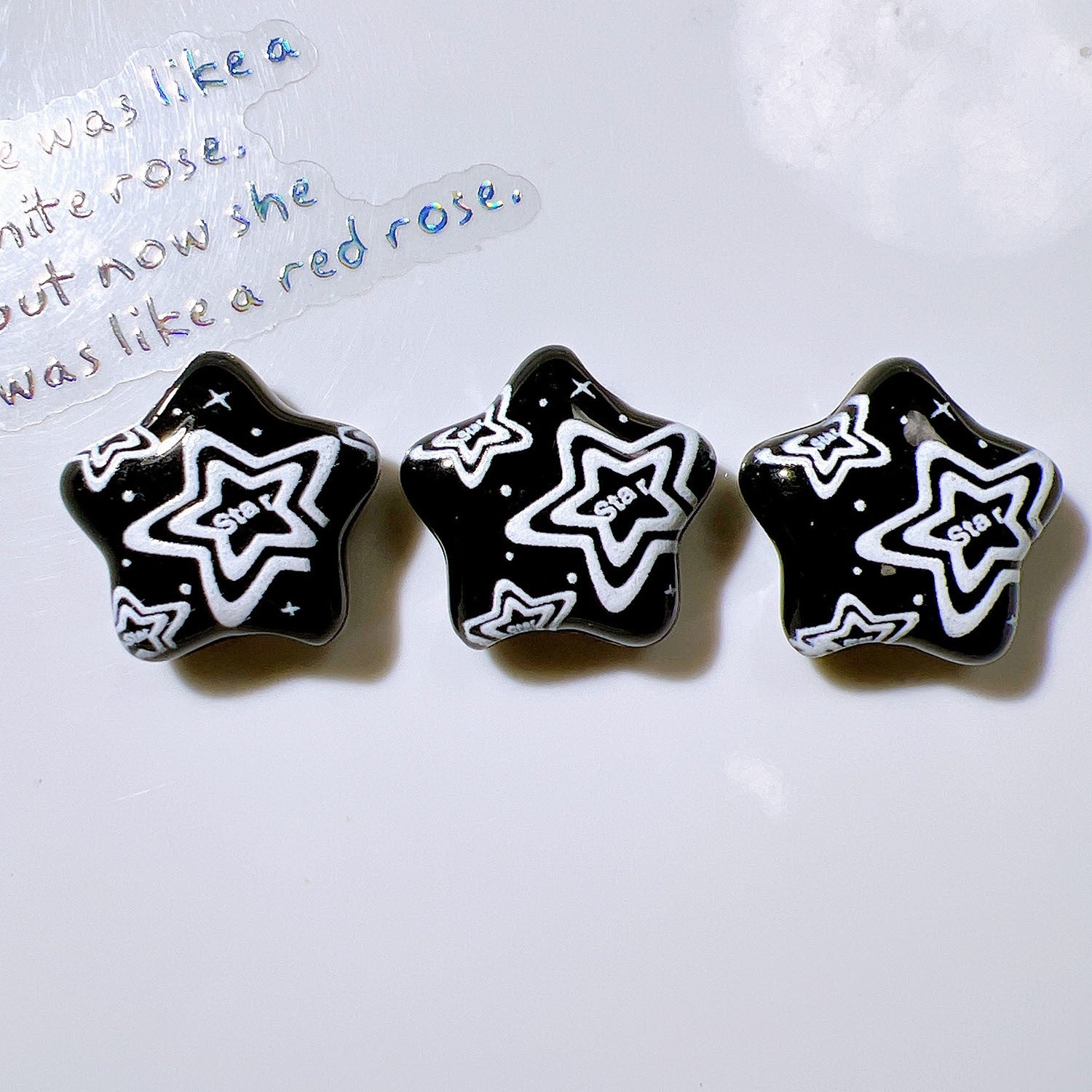 Embossed Star Acrylic Beads 26mm Black and White Tone 10pcs 6