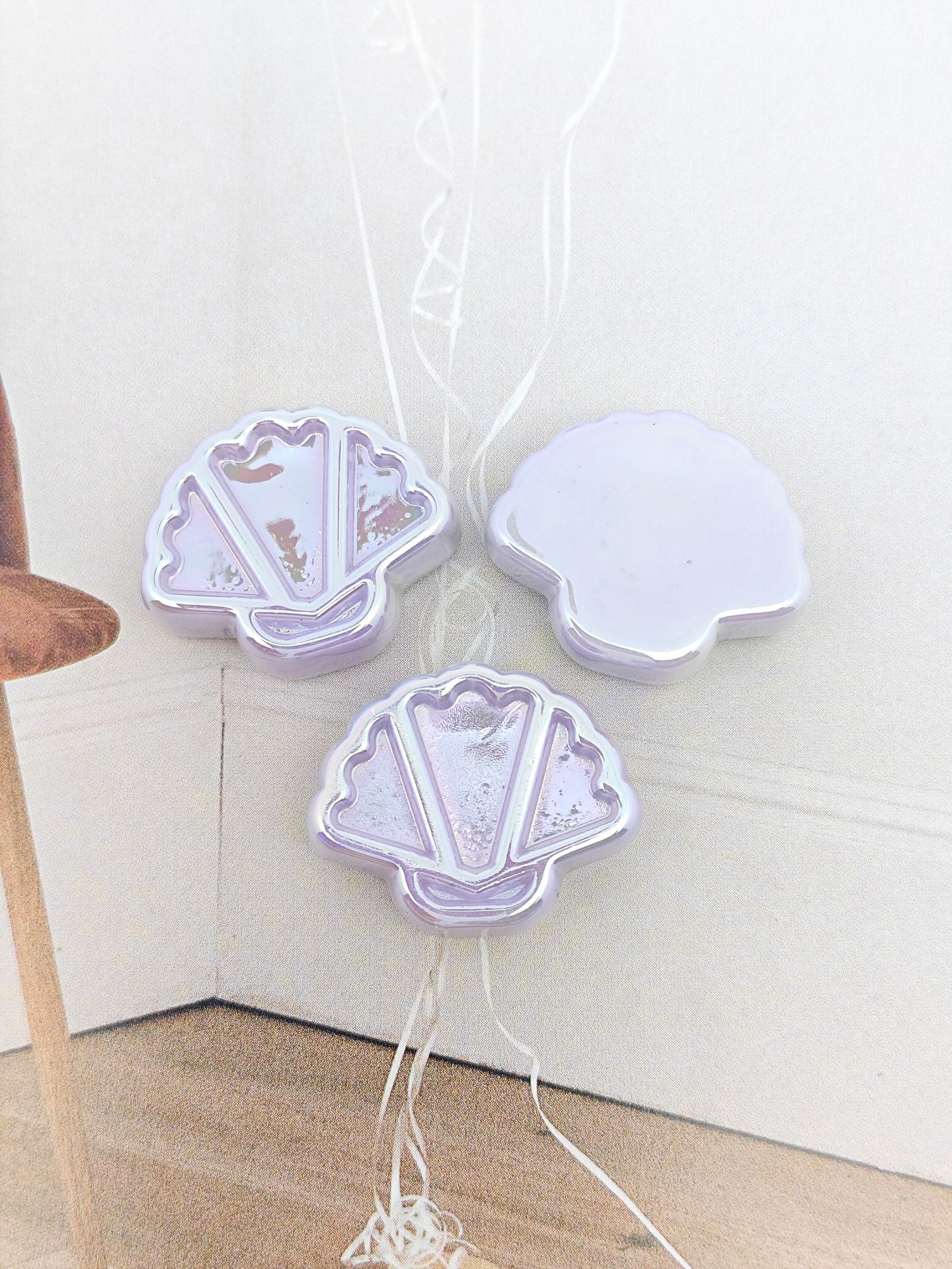 Glow Scallop Acrylic Beads 24mm Pastel Luminescent 50pcs 10