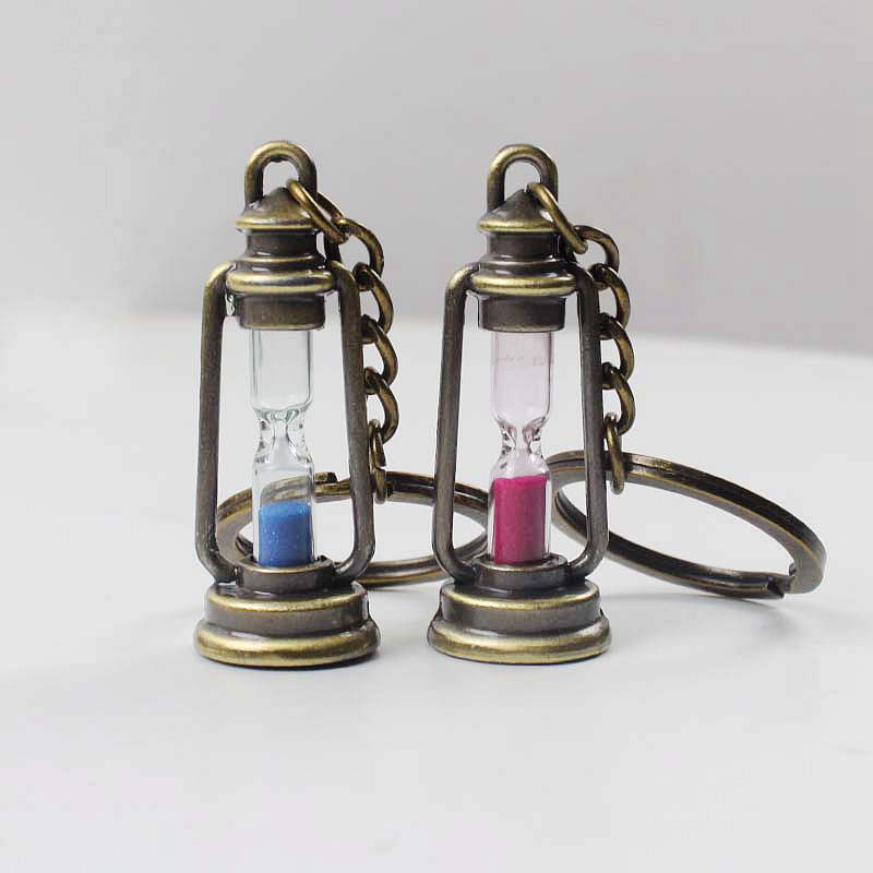 Vintage Metal Kerosene Lamp Hourglass Keychain with Colorful Sand 2