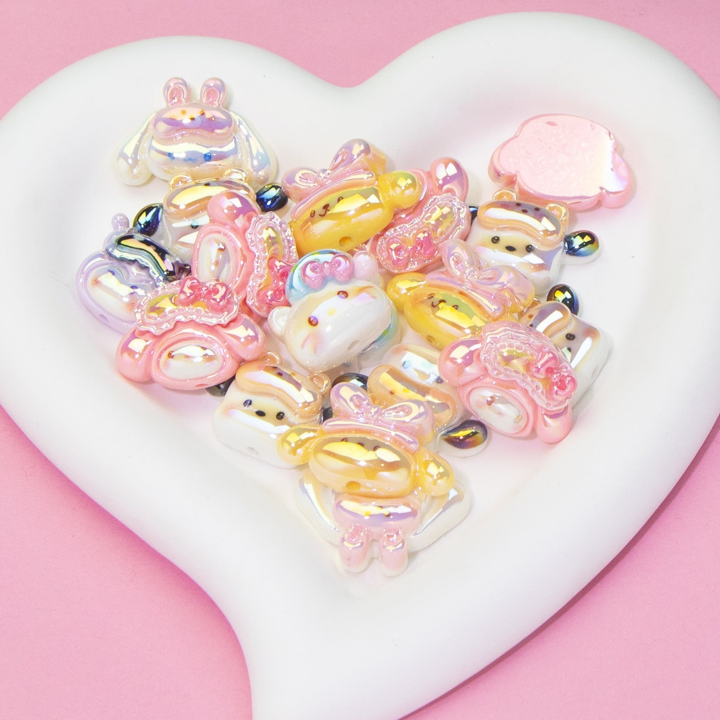 Glossy Sanrio Character Resin Beads Eye Patch Design 10pcs 3