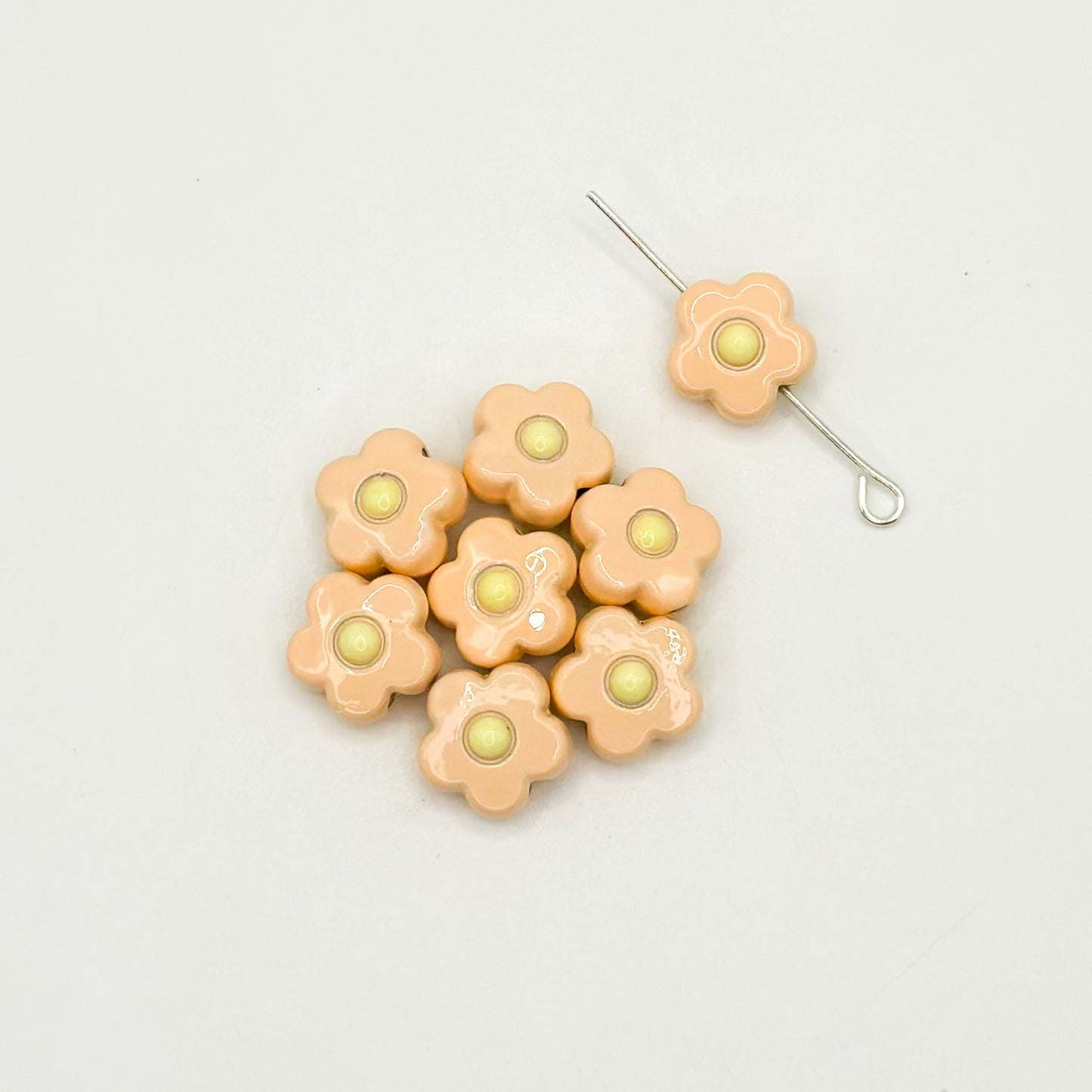 Flower Metal Beads 10mm Baking Painted Cream Two-Color Alloy 20pcs 12