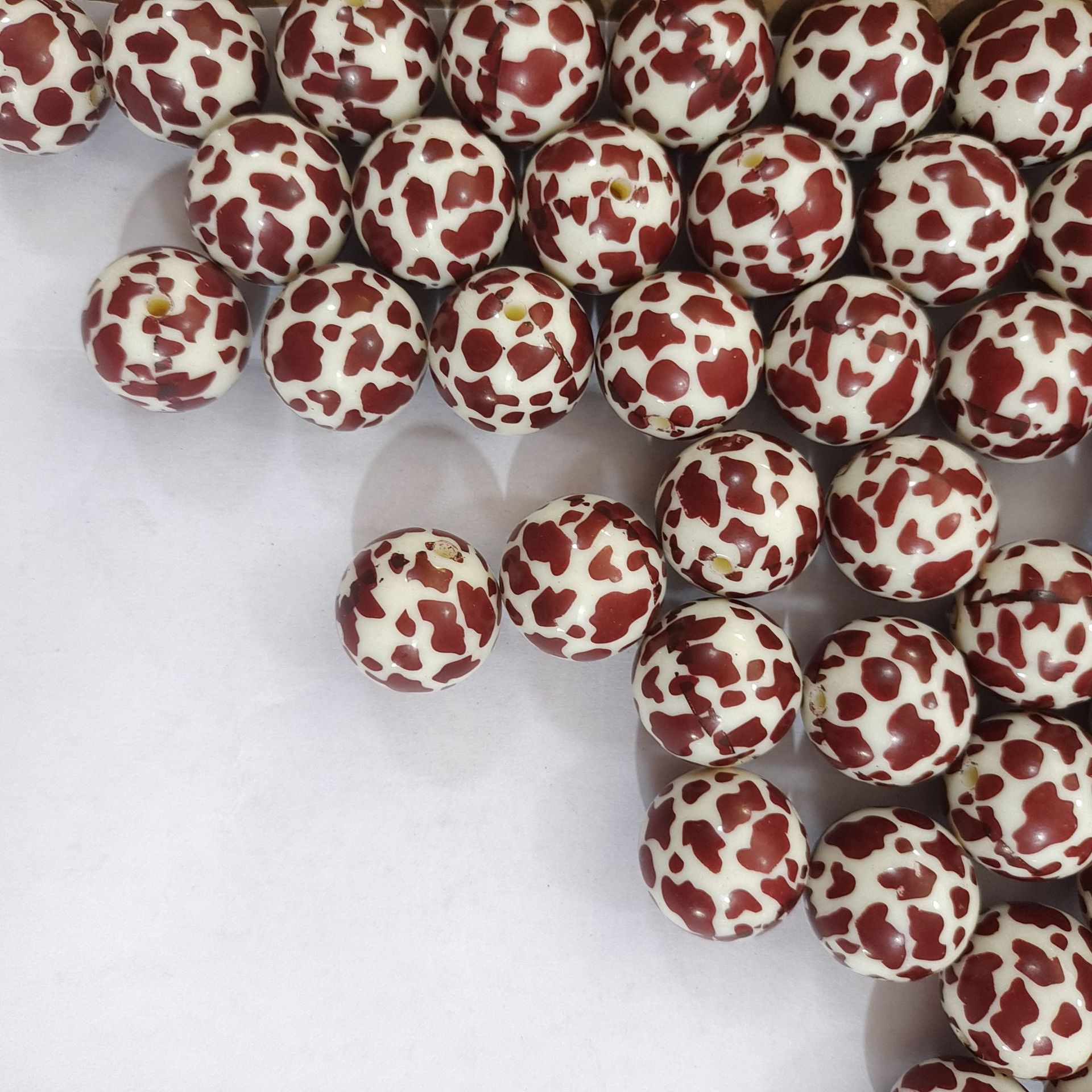 Coffee Colored Bubblegum Beads 20mm Cow Pattern Acrylic 10pcs