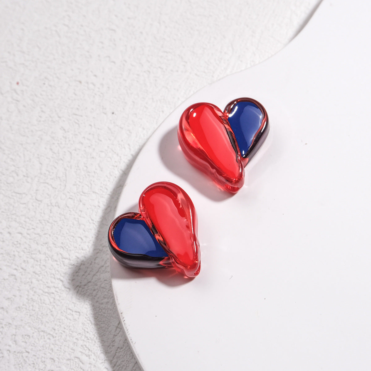 Clear Two-Tone Heart Acrylic Beads 18mm Glossy Enamel Finish 20pcs 17