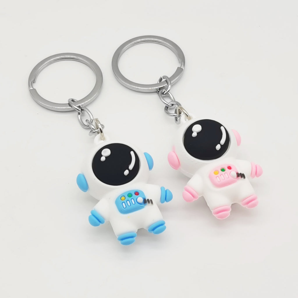 Soft Rubber Astronaut Keychain 3D Cartoon Space Charm 3