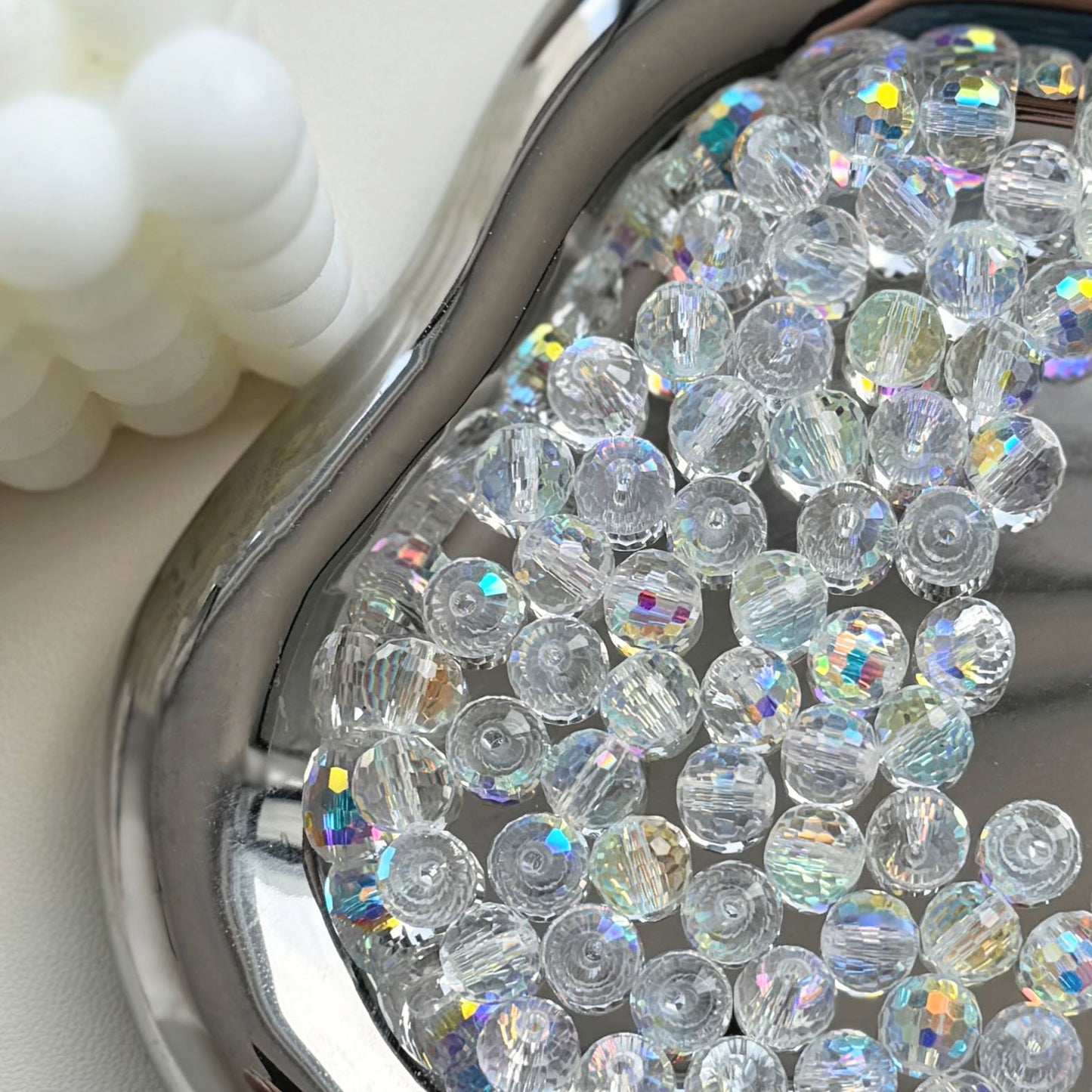 Vintage Faceted Round Glass Beads 8mm Iridescent 50pcs 9