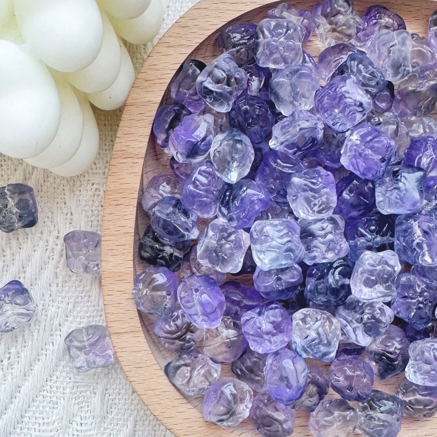 Vintage Lion-Like Glass Beads 12mm Pastel Etched Design 30pcs 13