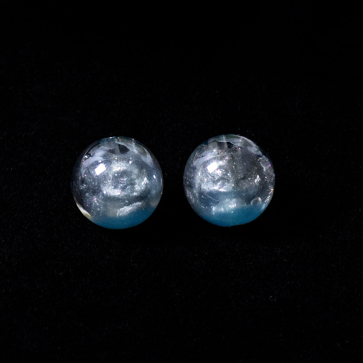 Clear Nine-Tailed Fox Resin Beads 16mm Round Mixed Colors 10pcs 12