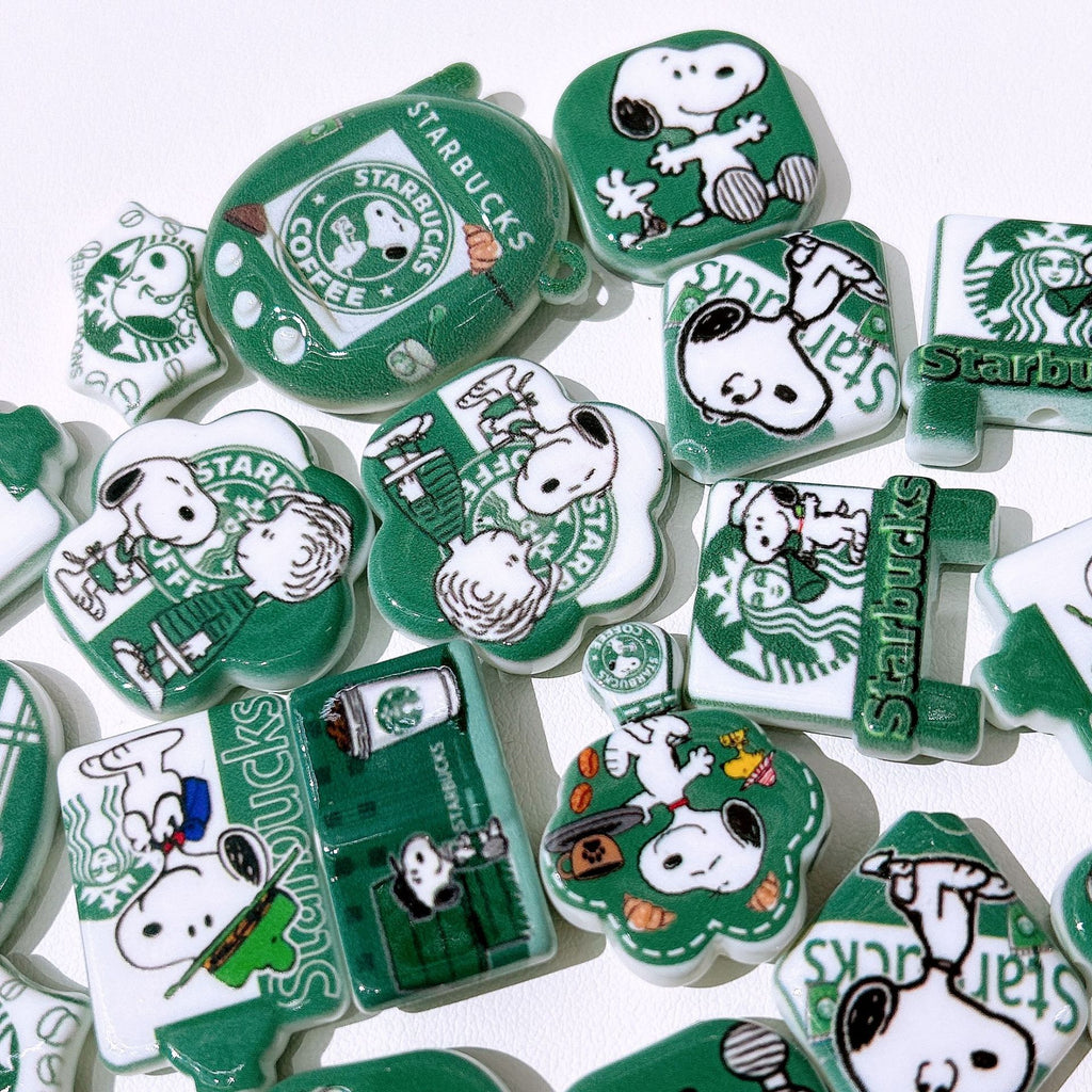 Snopy and Starbuc Mixed Acrylic Beads Playful Cafe Design 50pcs 4